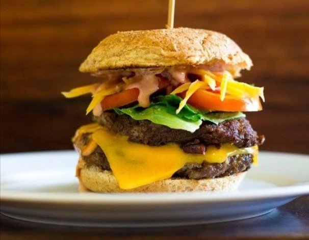 أسعار منيو عروض مطعم توب تشكن حفر الباطن 2024